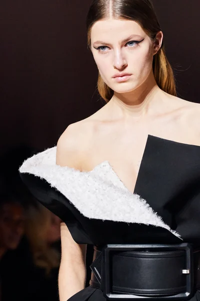 Look 112